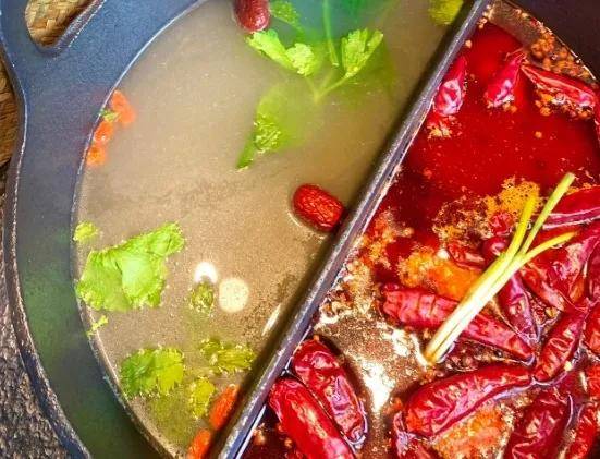 征服海外成为美食界的“国际巨星”？麻将胡了舌尖上的外交：成都火锅如何(图7)